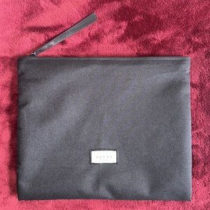 Gucci beauty - unused - black pouch